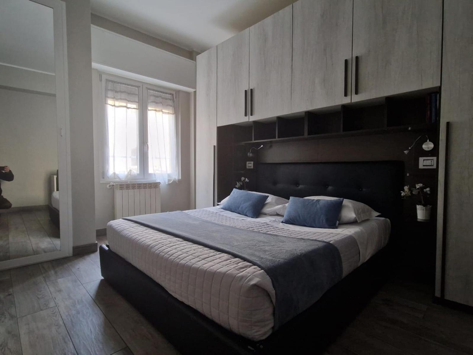 Bgy Central Apartments 贝尔加莫 客房 照片