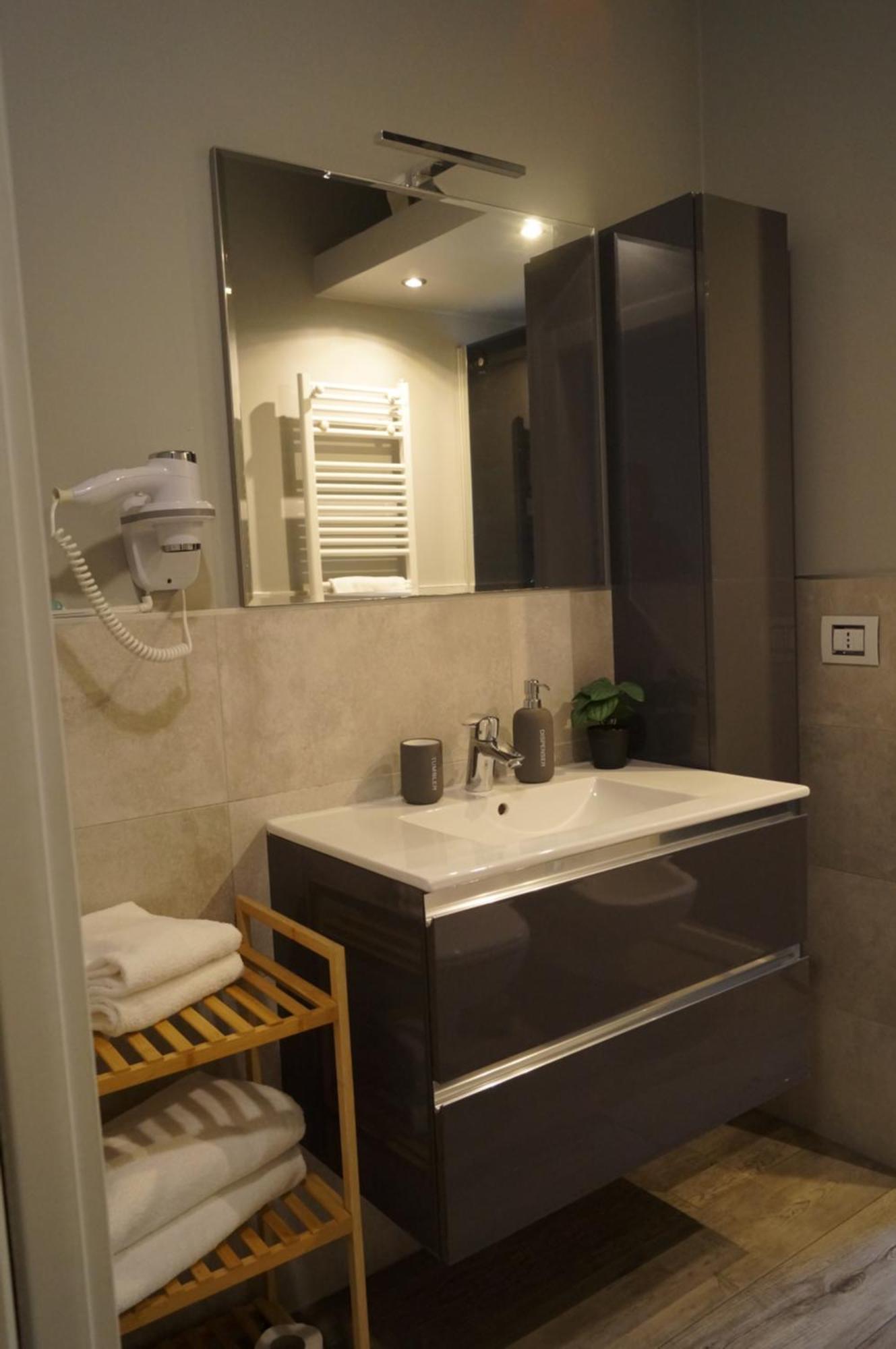 Bgy Central Apartments 贝尔加莫 客房 照片