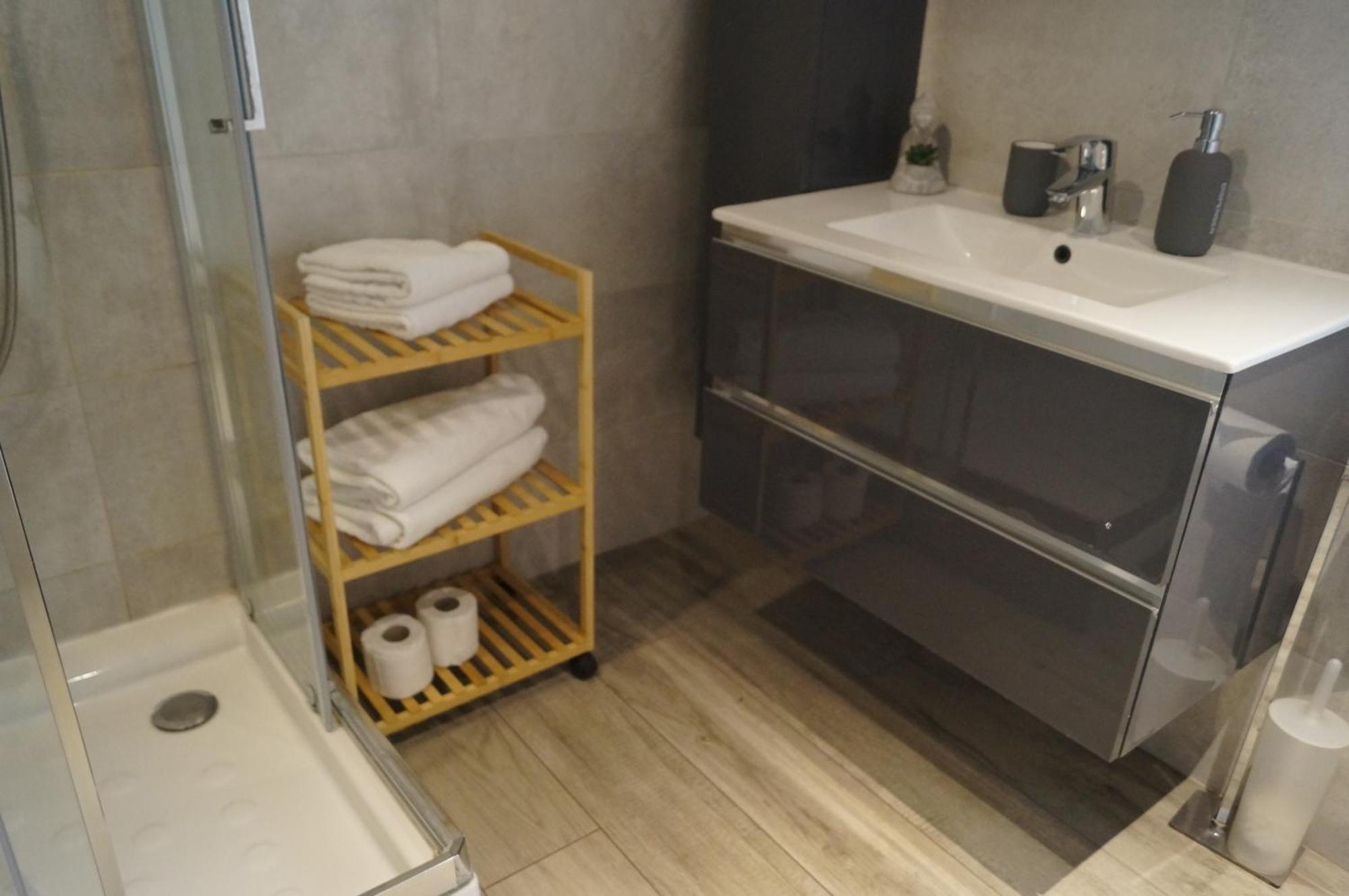 Bgy Central Apartments 贝尔加莫 客房 照片